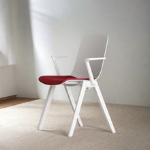 Load image into Gallery viewer, UniVersa R30 Stackable Chair - Mr Nanyang