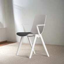 Load image into Gallery viewer, UniVersa R30 Stackable Chair - Mr Nanyang
