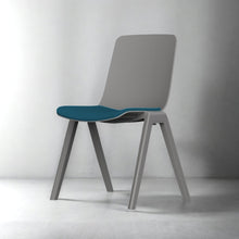 Load image into Gallery viewer, UniVersa R30 Stackable Chair - Mr Nanyang
