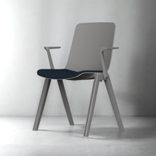 Load image into Gallery viewer, UniVersa R30 Stackable Chair - Mr Nanyang