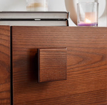 Load image into Gallery viewer, walnut