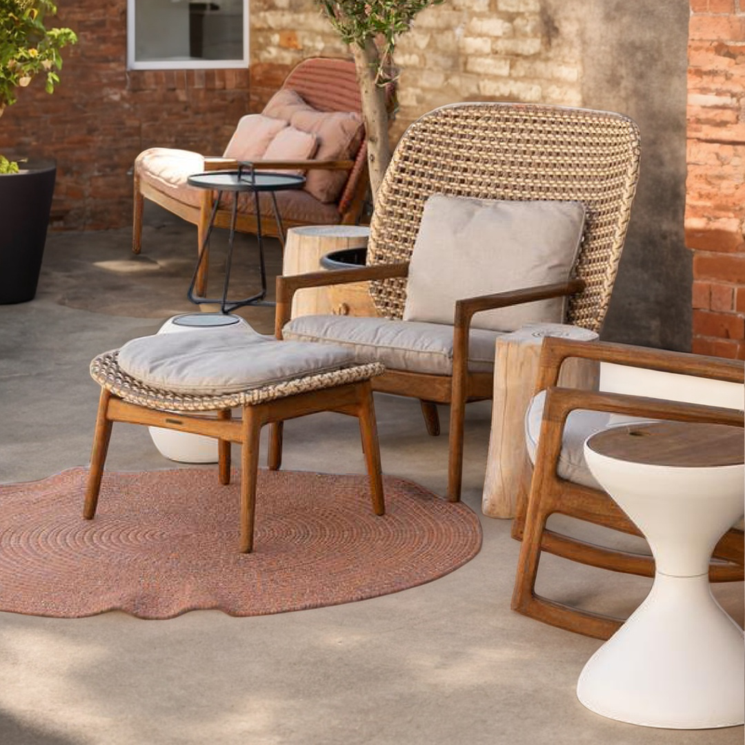 Outdoor Rattan Low Lounge Rattan Chair Temple Webster Rovello PE