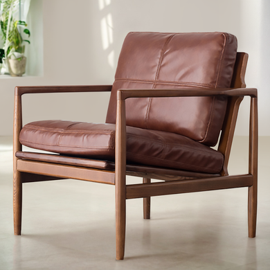 Retro Chic Leather Lounge Chair - Mr Nanyang